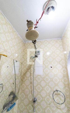 Casa para alugar com 84m², 2 quartos e 1 vagaBanheiro de Serviço