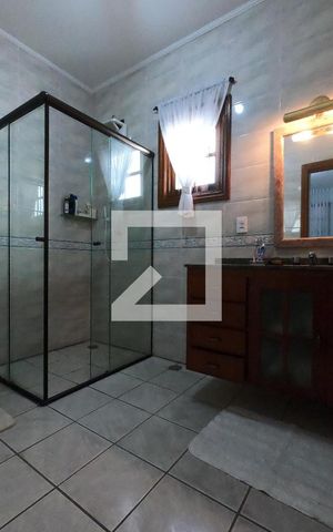 Casa para alugar com 280m², 3 quartos e 5 vagasBanheiro da Suíte 3
