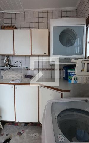 Casa para alugar com 280m², 3 quartos e 5 vagasÁre de Serviço