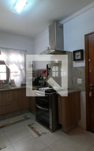 Casa para alugar com 280m², 3 quartos e 5 vagasCozinha