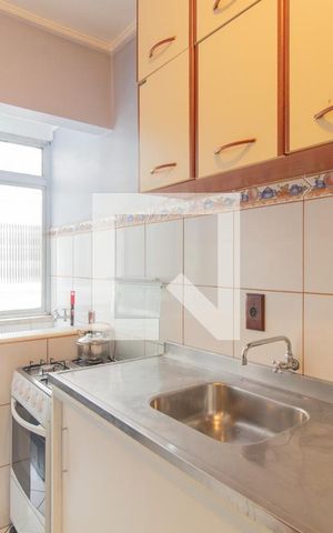 Apartamento à venda com 40m², 1 quarto e sem vaga Apartamento à venda com 40m², 1 quarto e sem vagaCozinha e Área de Serviço