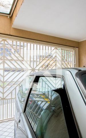 Casa à venda com 245m², 3 quartos e 2 vagas Casa à venda com 245m², 3 quartos e 2 vagasGaragem