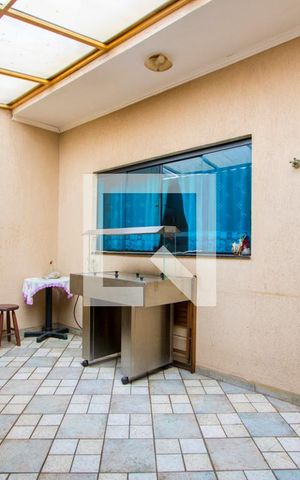 Casa à venda com 245m², 3 quartos e 2 vagas Casa à venda com 245m², 3 quartos e 2 vagasEspaço gourmet