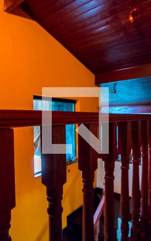 Casa à venda com 245m², 3 quartos e 2 vagas Casa à venda com 245m², 3 quartos e 2 vagasSótão