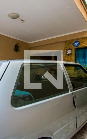 Casa à venda com 245m², 3 quartos e 2 vagas Casa à venda com 245m², 3 quartos e 2 vagasGaragem