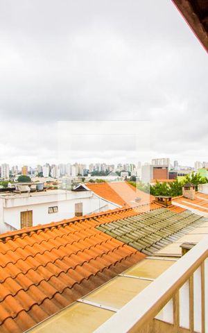Casa à venda com 245m², 3 quartos e 2 vagas Casa à venda com 245m², 3 quartos e 2 vagasVaranda do quarto 1