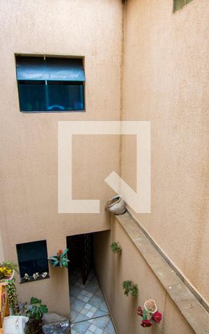 Casa à venda com 245m², 3 quartos e 2 vagas Casa à venda com 245m², 3 quartos e 2 vagasVista do quarto 3