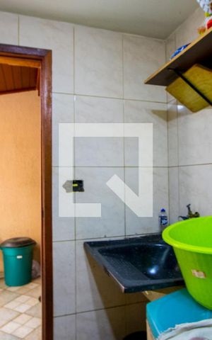 Casa à venda com 245m², 3 quartos e 2 vagas Casa à venda com 245m², 3 quartos e 2 vagasÁrea de serviço