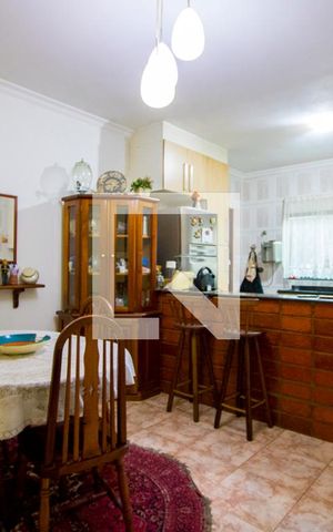 Casa à venda com 245m², 3 quartos e 2 vagas Casa à venda com 245m², 3 quartos e 2 vagasCopa