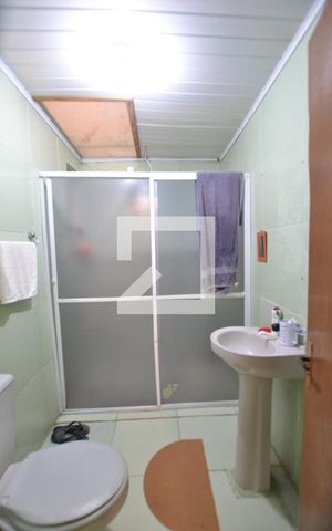 Casa à venda com 156m², 3 quartos e 1 vagaBanheiro