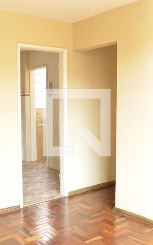 Apartamento à venda com 70m², 2 quartos e 1 vagaSala