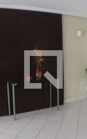 Apartamento para alugar com 65m², 2 quartos e 1 vagaHall social