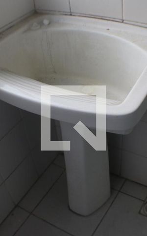 Apartamento para alugar com 65m², 2 quartos e 1 vagaCozinha