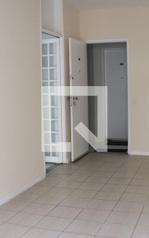 Apartamento para alugar com 65m², 2 quartos e 1 vagaSala