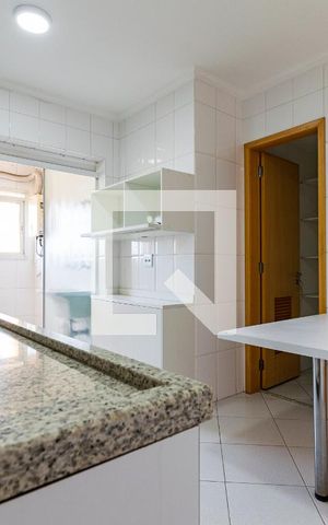 Apartamento para alugar com 105m², 3 quartos e 2 vagas Apartamento para alugar com 105m², 3 quartos e 2 vagasCozinha