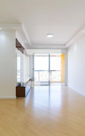 Apartamento para alugar com 105m², 3 quartos e 2 vagas Apartamento para alugar com 105m², 3 quartos e 2 vagasSala