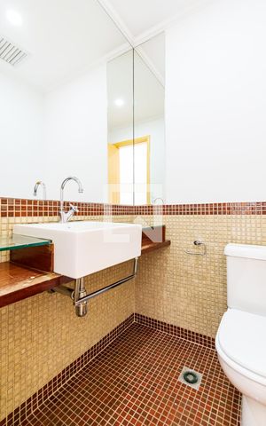 Apartamento para alugar com 105m², 3 quartos e 2 vagas Apartamento para alugar com 105m², 3 quartos e 2 vagasLavabo