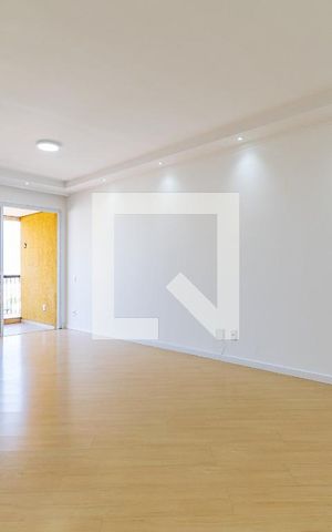 Apartamento para alugar com 105m², 3 quartos e 2 vagas Apartamento para alugar com 105m², 3 quartos e 2 vagasSala
