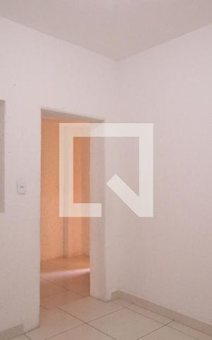 Casa à venda com 250m², 2 quartos e 1 vagaQuarto