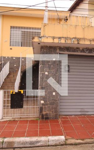 Casa à venda com 250m², 2 quartos e 1 vagaFachada