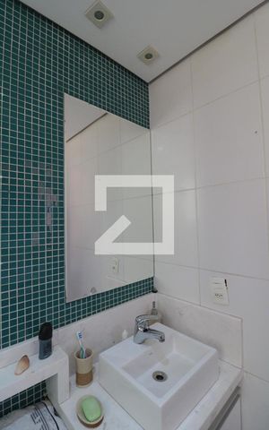 Apartamento à venda com 70m², 2 quartos e 2 vagasBanheiro da Suíte