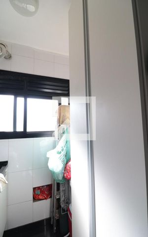 Apartamento à venda com 70m², 2 quartos e 2 vagasÁrea de Serviço