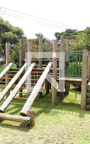 Apartamento à venda com 70m², 2 quartos e 2 vagas Apartamento à venda com 70m², 2 quartos e 2 vagasÁrea Comum - Playground