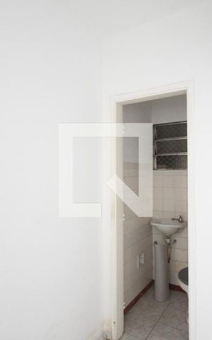 Apartamento para alugar com 70m², 2 quartos e sem vagaQuarto de Serviço