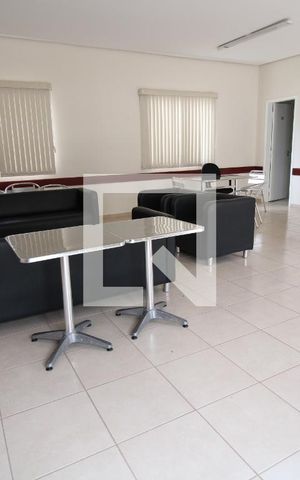 Apartamento para alugar com 46m², 2 quartos e 1 vagaÁrea comum - Salão de festas
