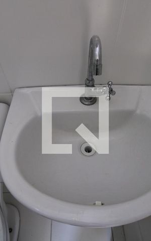 Apartamento para alugar com 46m², 2 quartos e 1 vagaBanheiro da suíte