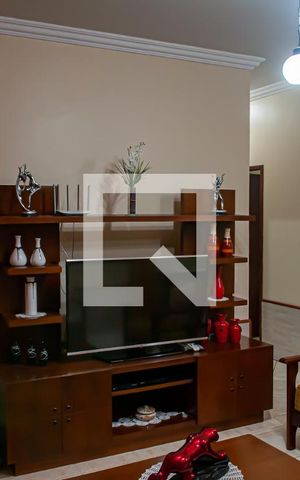 Casa à venda com 270m², 4 quartos e 1 vaga Casa à venda com 270m², 4 quartos e 1 vagasala