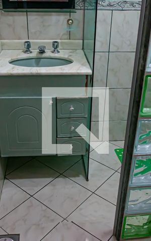 Casa à venda com 270m², 4 quartos e 1 vaga Casa à venda com 270m², 4 quartos e 1 vagabanheiro 2