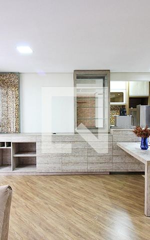 Apartamento à venda com 72m², 2 quartos e 2 vagasSala