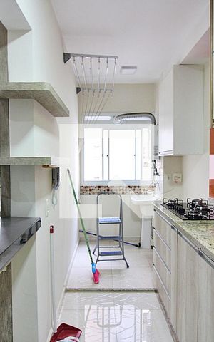 Apartamento à venda com 72m², 2 quartos e 2 vagasCozinha