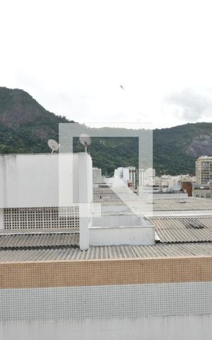 Apartamento para alugar com 90m², 2 quartos e 1 vagaVista da sala