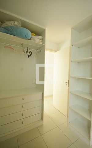 Apartamento para alugar com 90m², 2 quartos e 1 vagaCloset