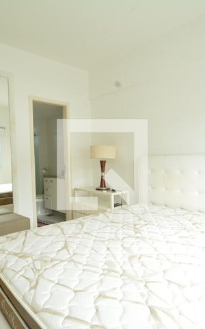 Apartamento para alugar com 90m², 2 quartos e 1 vagaQuarto com Suíte