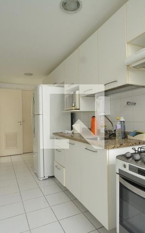 Apartamento para alugar com 90m², 2 quartos e 1 vagaCozinha