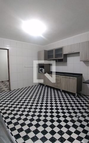 Casa à venda com 180m², 3 quartos e 1 vaga Casa à venda com 180m², 3 quartos e 1 vagaCozinha