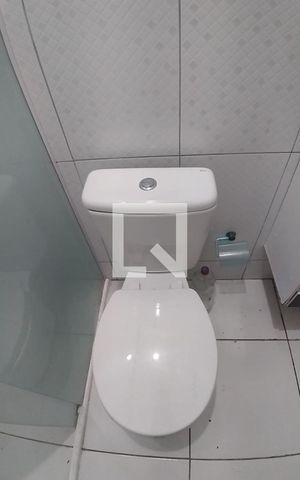 Casa à venda com 180m², 3 quartos e 1 vaga Casa à venda com 180m², 3 quartos e 1 vagaBanheiro