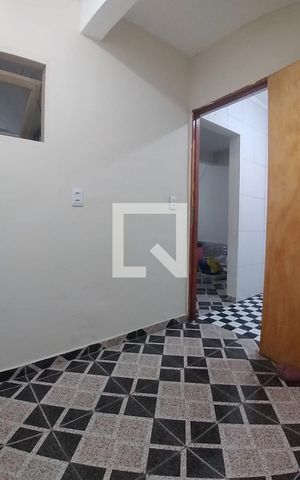 Casa à venda com 180m², 3 quartos e 1 vaga Casa à venda com 180m², 3 quartos e 1 vagaDormitório 3
