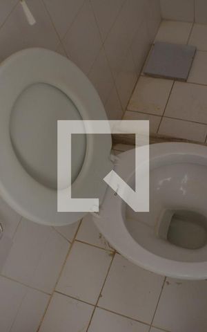 Apartamento para alugar com 81m², 3 quartos e 1 vagaÁrea de Serviço - banheiro e dependencia