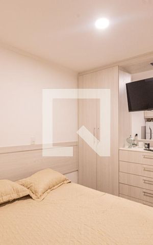 Apartamento à venda com 28m², 1 quarto e sem vaga Apartamento à venda com 28m², 1 quarto e sem vagaStudio