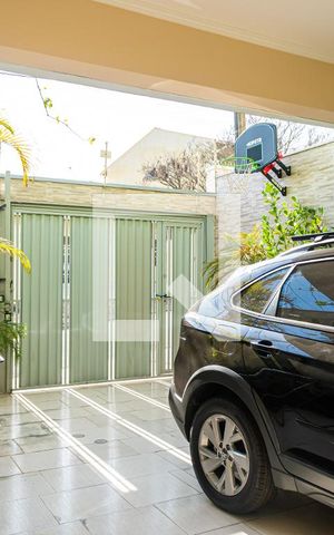 Casa à venda com 125m², 2 quartos e 2 vagas Casa à venda com 125m², 2 quartos e 2 vagasGaragem