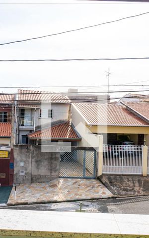 Casa à venda com 125m², 2 quartos e 2 vagas Casa à venda com 125m², 2 quartos e 2 vagasVaranda Suíte