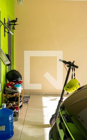 Casa à venda com 125m², 2 quartos e 2 vagas Casa à venda com 125m², 2 quartos e 2 vagasGaragem