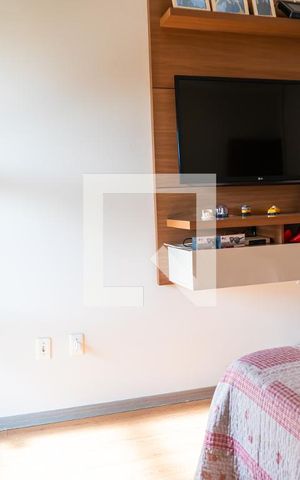 Casa à venda com 125m², 2 quartos e 2 vagas Casa à venda com 125m², 2 quartos e 2 vagasSuíte