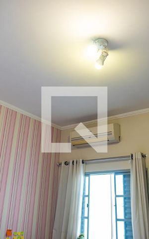 Casa à venda com 125m², 2 quartos e 2 vagas Casa à venda com 125m², 2 quartos e 2 vagasQuarto 2