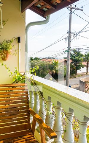 Casa à venda com 125m², 2 quartos e 2 vagas Casa à venda com 125m², 2 quartos e 2 vagasVaranda Suíte