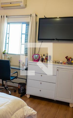Casa à venda com 125m², 2 quartos e 2 vagas Casa à venda com 125m², 2 quartos e 2 vagasQuarto 2